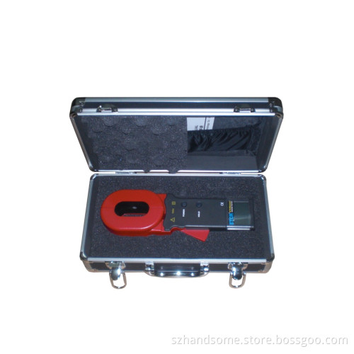 ETCR2000+ Clamp Earth Resistance Tester